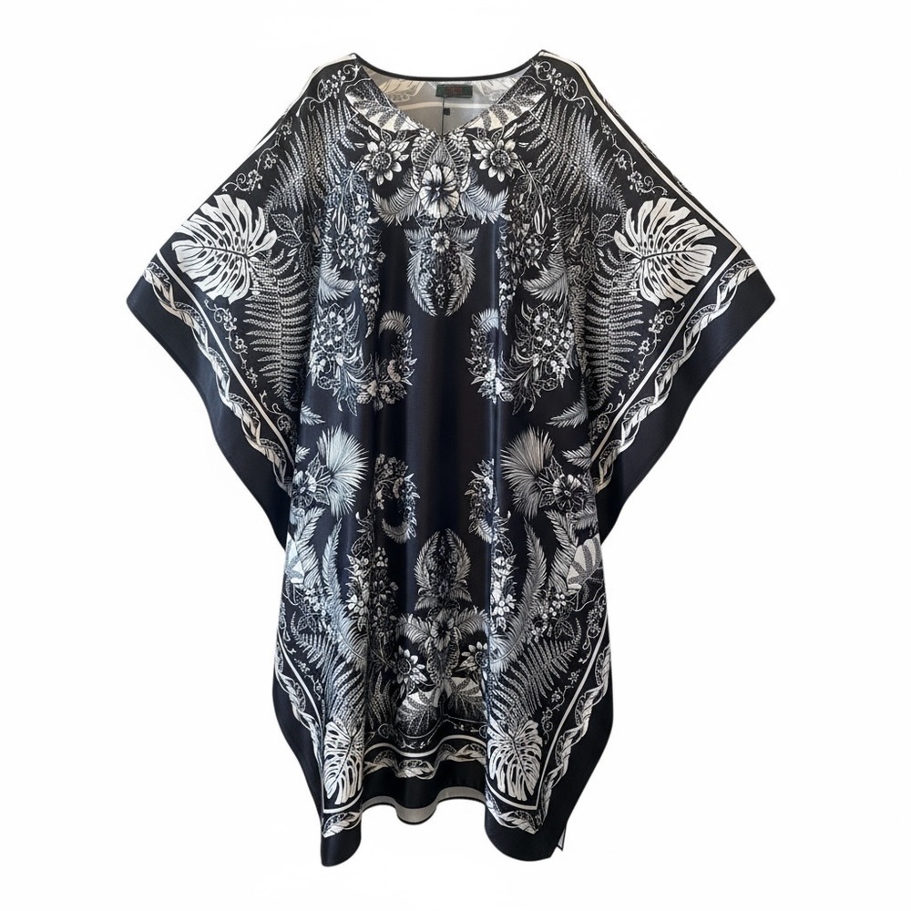 Elegant Black And White Women's Kaftan